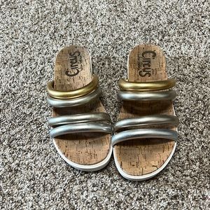 Woman’s platform shoes